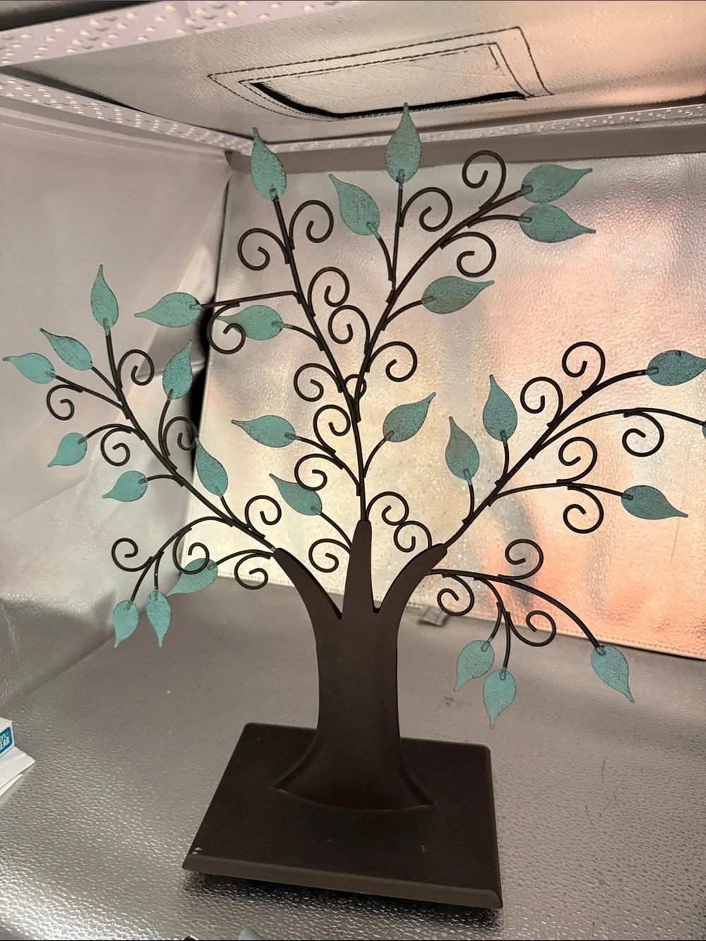Hallmark Family Tree Ornament For Pictures or Ornaments.